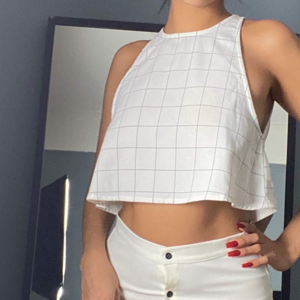 Crop top - Picture 3 of 3